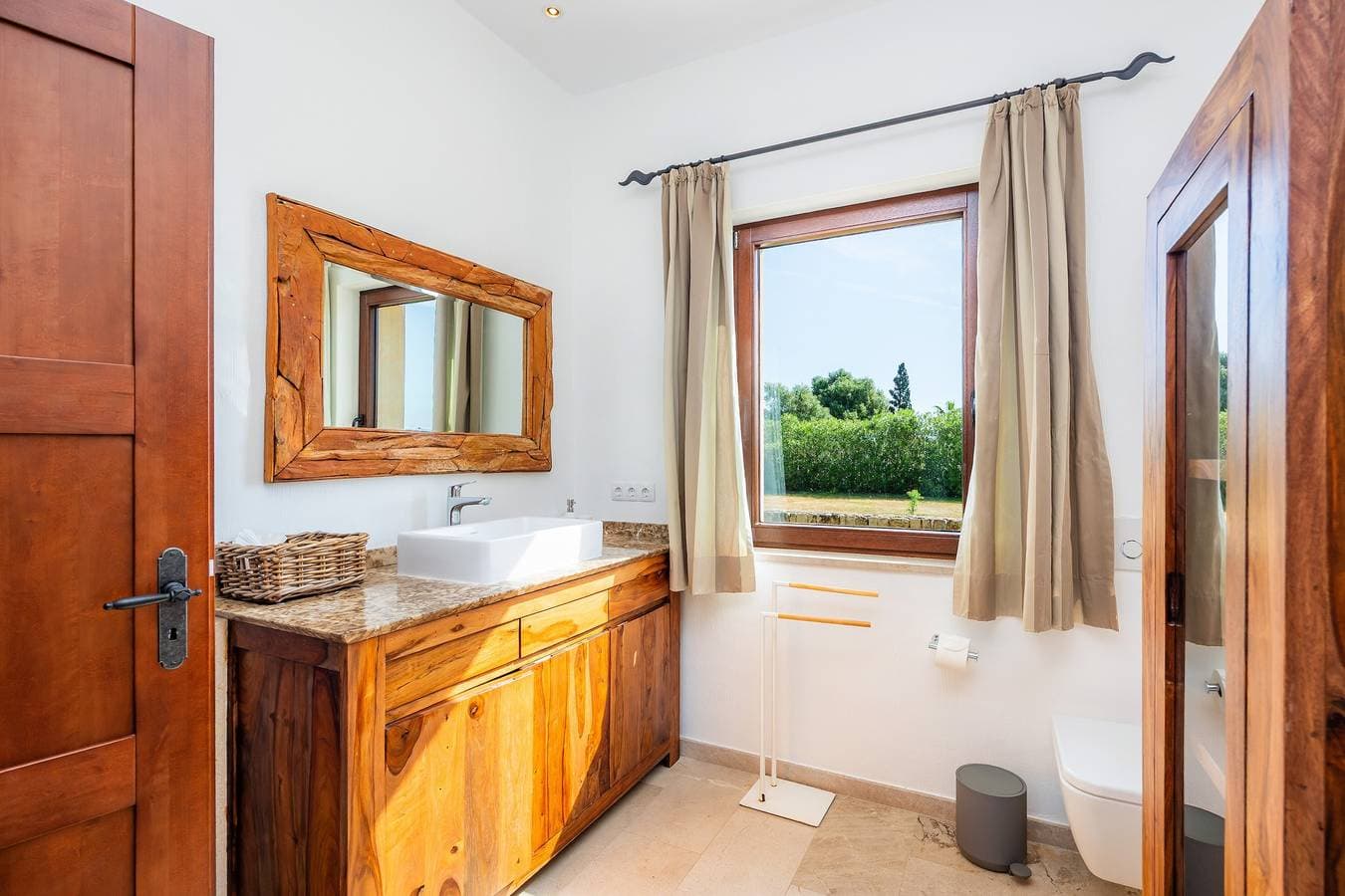 Foto 13 von 35: Landhaus 'Fortuna' mit Bergblick, Privat Pool und Wi-Fi