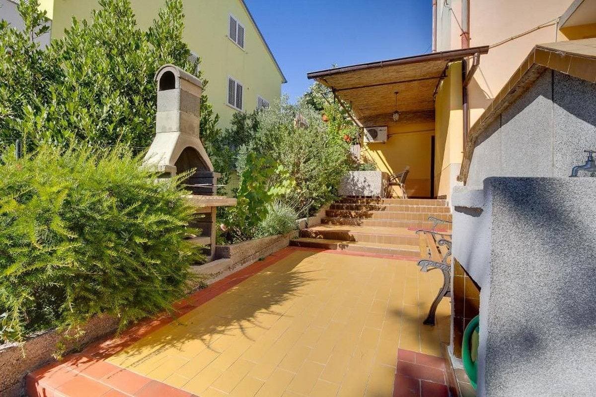 Foto 4 von 11: 2-Zimmer-Ferienwohnung mit Terrasse Mali Losinj -a