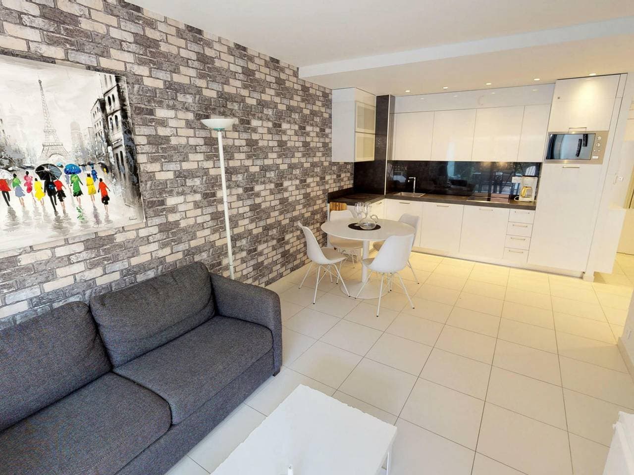 Foto 3 von 21: Modernes 2-Zimmer-Apartment mit Terrasse in Menton