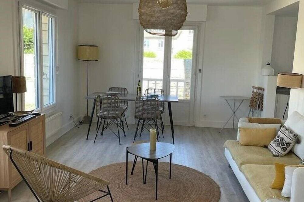 Foto 6 von 20: Bright new apartment in waterfront building