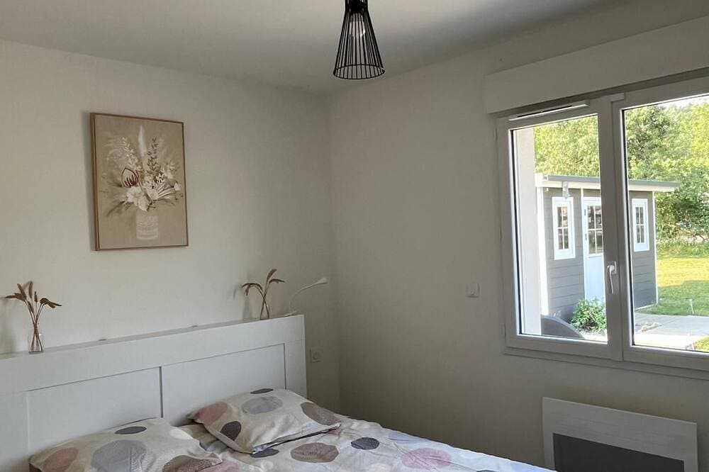 Foto 2 von 17: House sleeps 6 with jacuzzi, La Béroline, pets allowed.