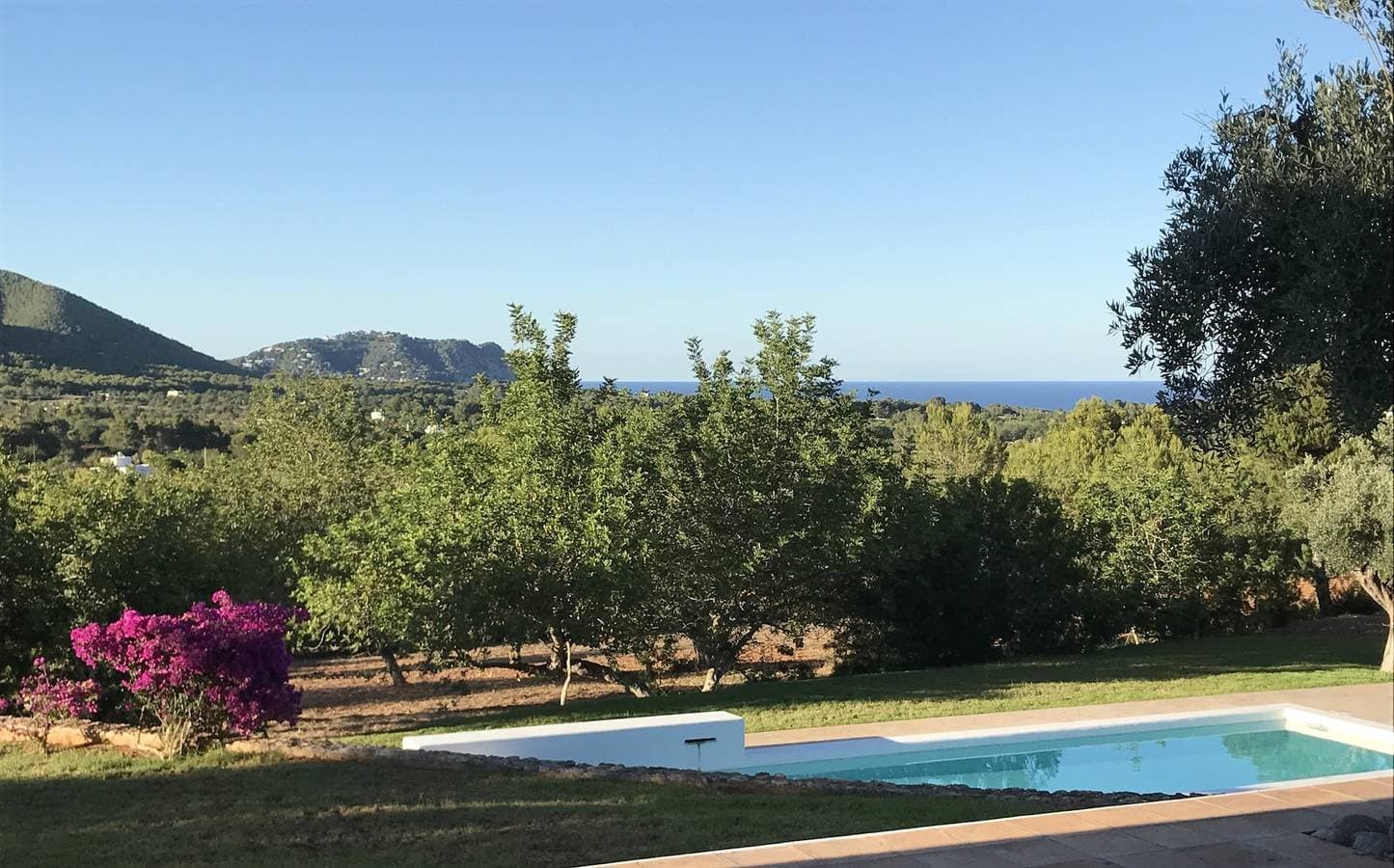 Foto 2 von 37: Villa für 8 Personen mit Balkon