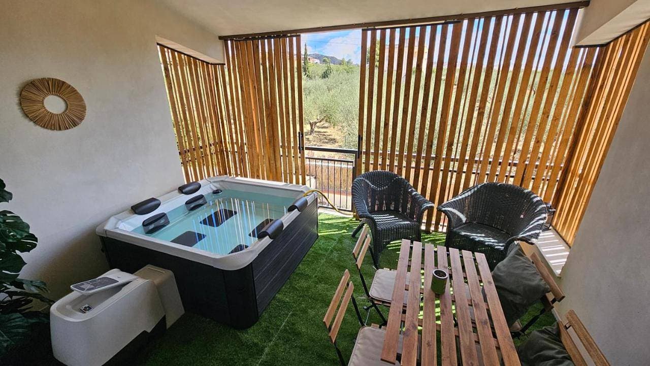 Foto 3 von 19: Double Room with Balcony and Sea View