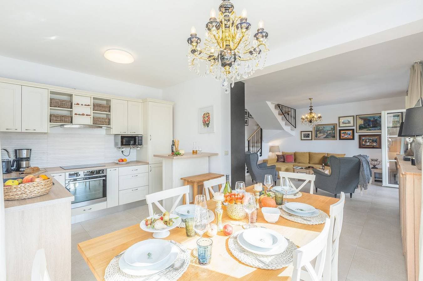 Foto 10 von 40: Malerische Villa mit Meerblick, Privatpool, Billard, Bikes, Tischtennis