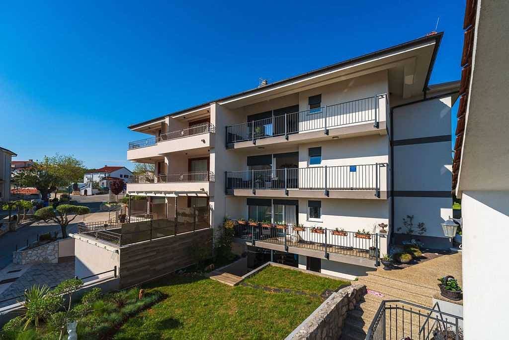 Apartment Doris 2 mit wunderschönem Meerblick 1