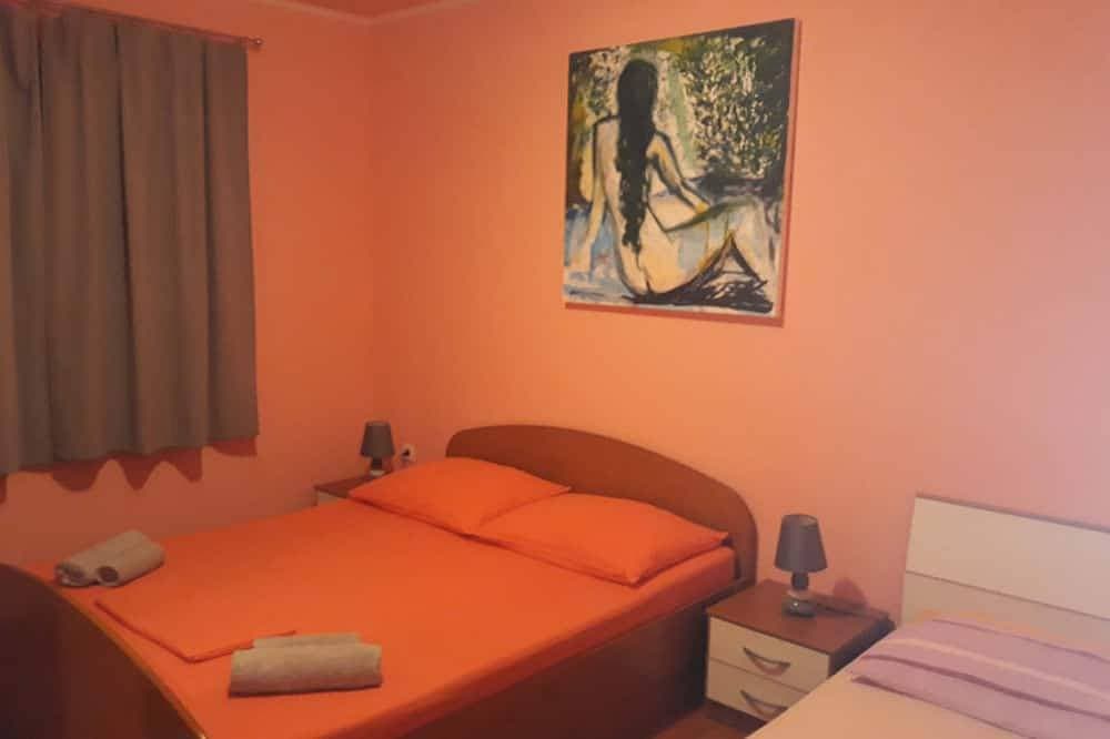 Foto 3 von 11: Apartment mit zwei Schlafzimmern in der Nähe des Strandes von Limuni