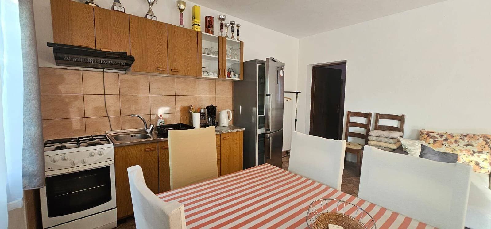 Foto 5 von 9: 1-Zimmer-Ferienwohnung mit Terrasse Gornji Karin, Novigrad A-11806-a