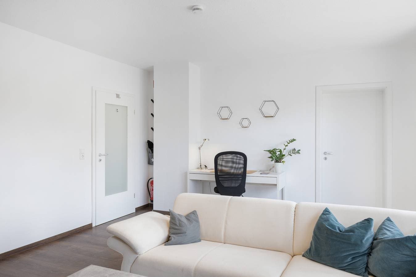 Foto 10 von 24: Ferienwohnung 'Helfensteinblick' mit Bergblick, Balkon und Wi-Fi