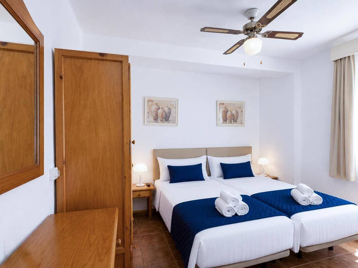 Foto 5 von 10: Double Room with Private Bathroom