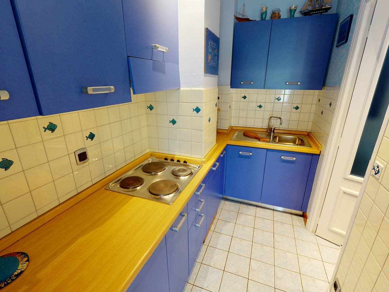 Foto 5 von 18: Helles Studio mit großer Terrasse und privater Garage