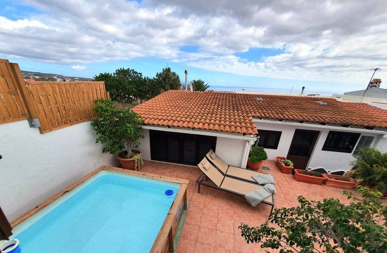 Villa Floti con vistas al mar 1