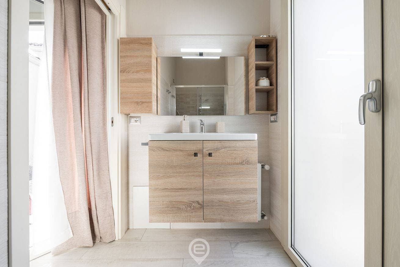 Foto 4 von 11: Zimmer für 2 Personen mit Balkon/Terrasse