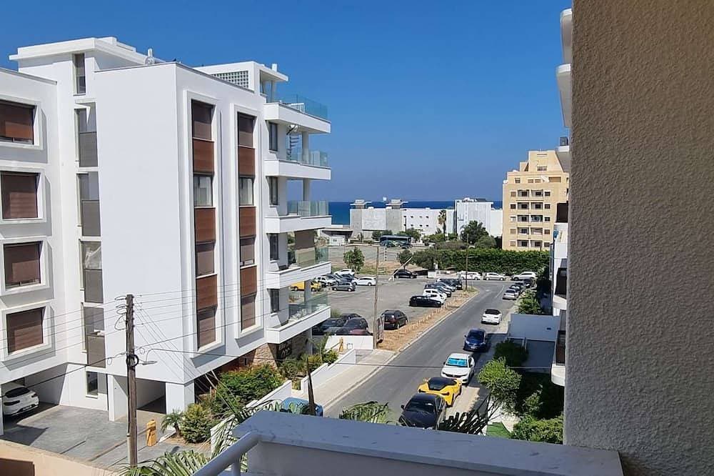 Foto 8 von 8: Sea View Apt - 2 min walk to the Beach + 200Mbit