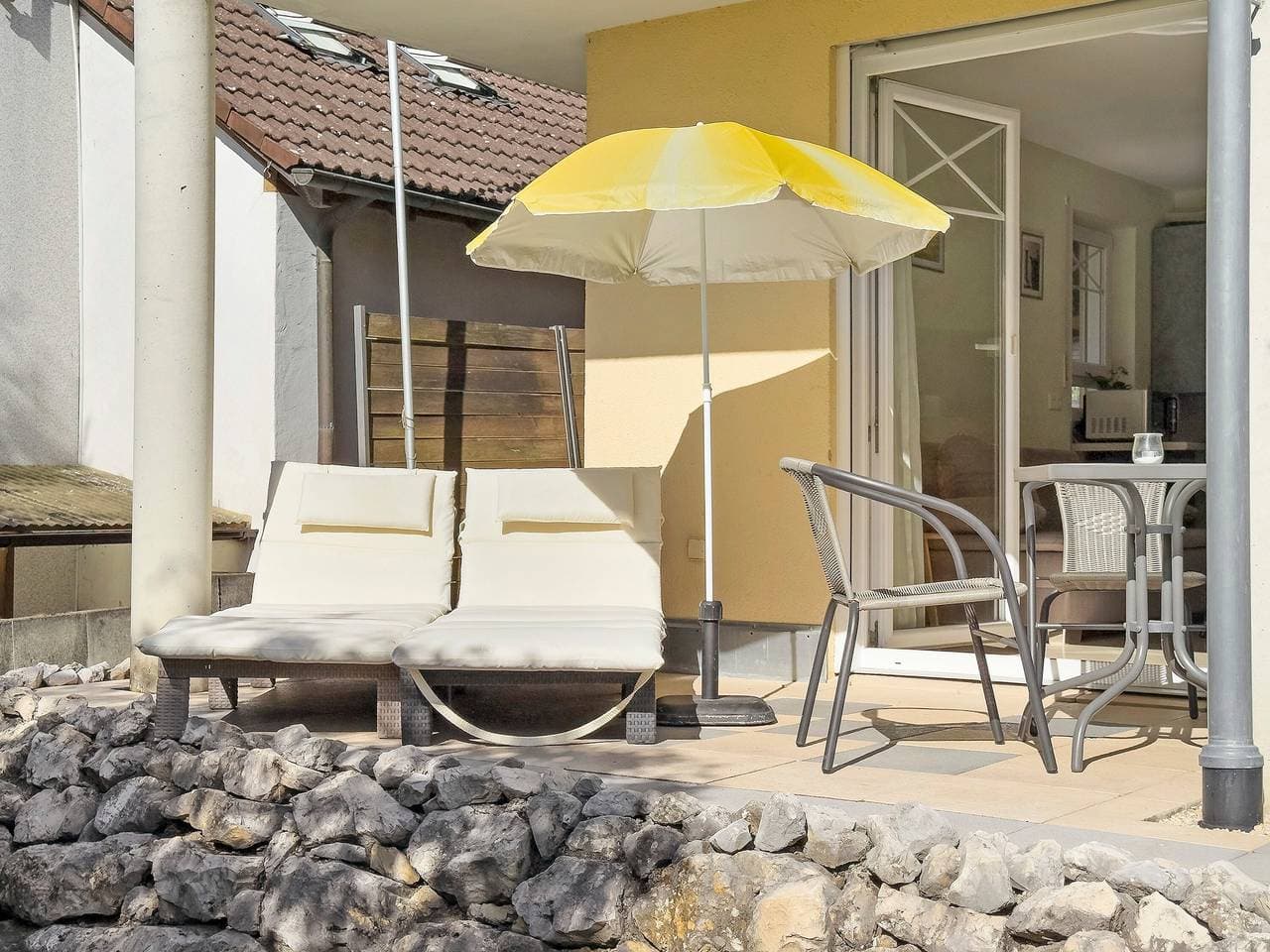Foto 3 von 21: Ferienwohnung 'Jacqueline' mit privater Terrasse, Gemeinschaftsgarten und Wi-Fi