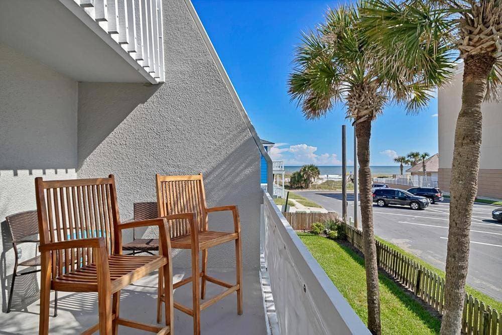 Shore Line Views - Beachfront 2BR Escape w Balcony 1