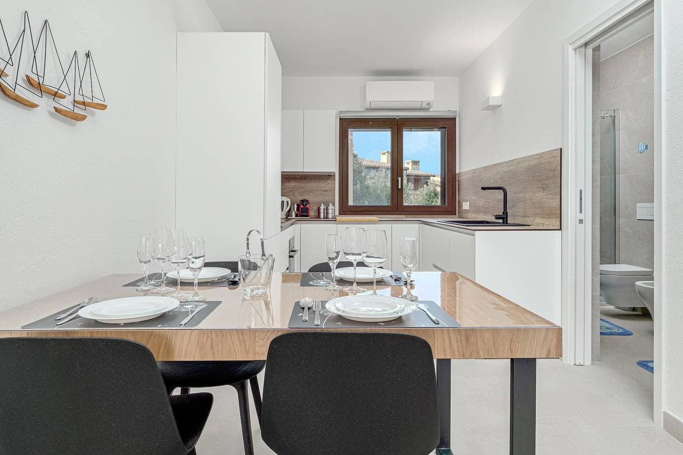 Foto 7 von 21: Apartment 'Ginepro' mit Meerblick, WLAN und Klimaanlage