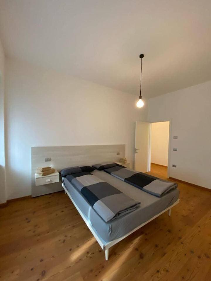Foto 10 von 27: Two-Bedroom Apartment