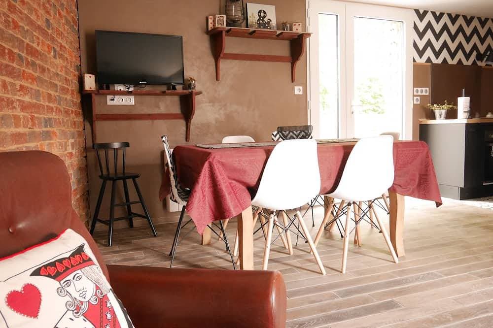 Foto 6 von 14: Caravan 3 Schlafzimmer Voll ausgestattet