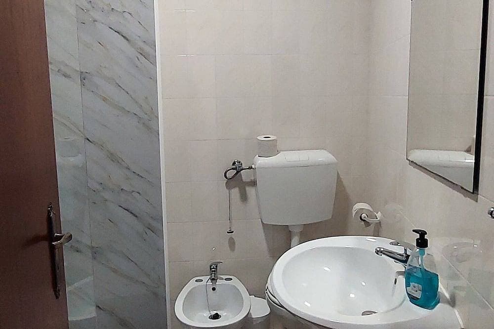 Foto 7 von 28: Apartamento Delfino T2 1