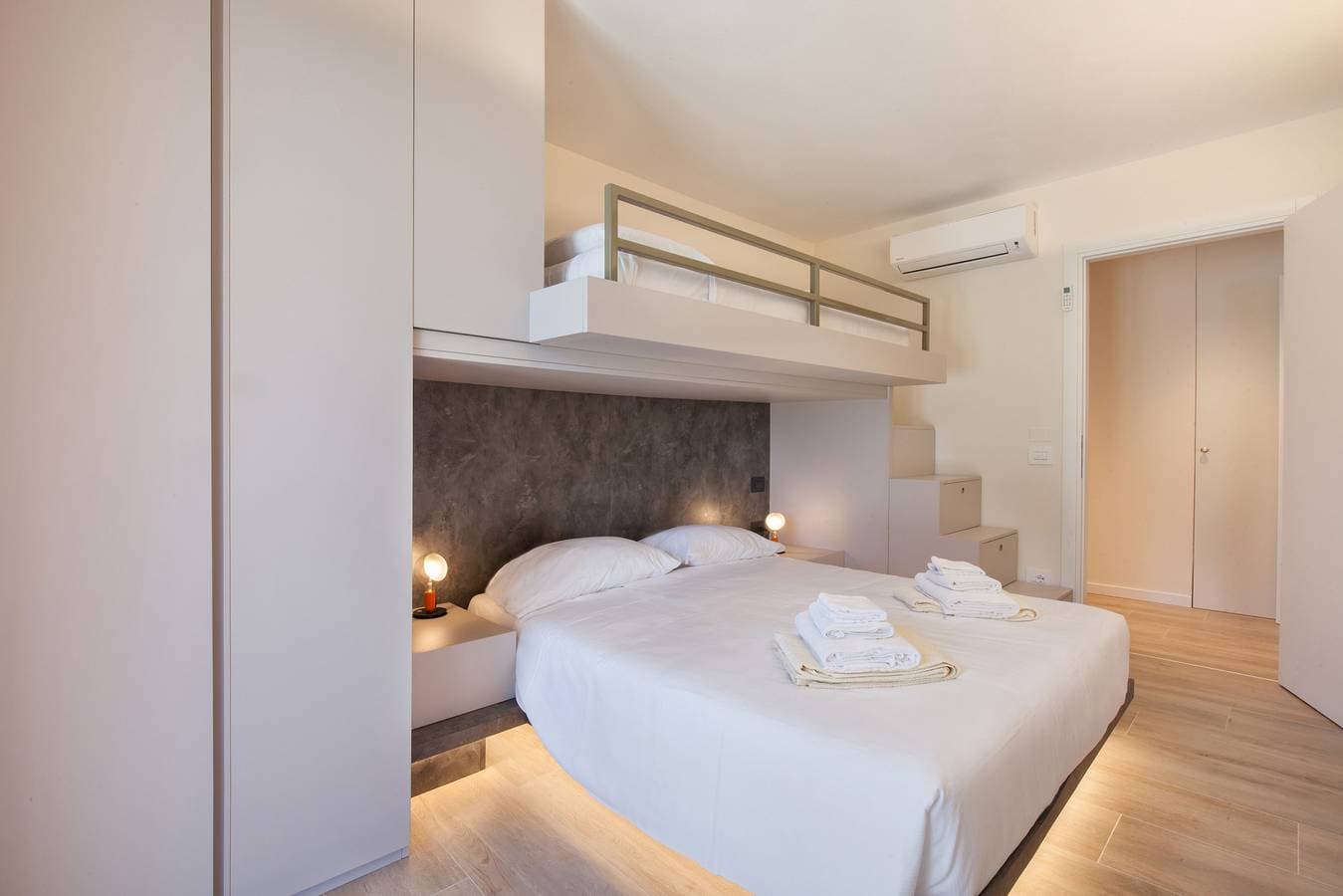 Foto 5 von 35: Paradise Apartment With Pool