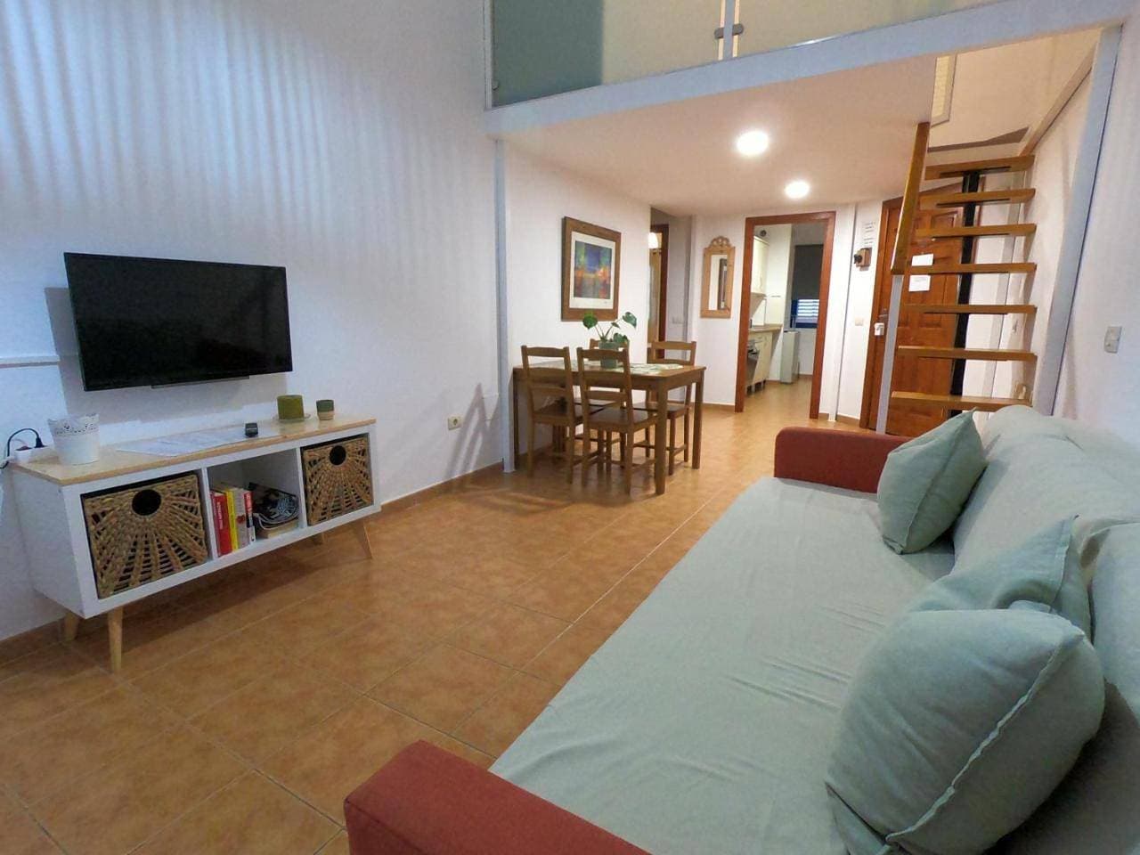 Foto 10 von 34: Two-Bedroom Apartment