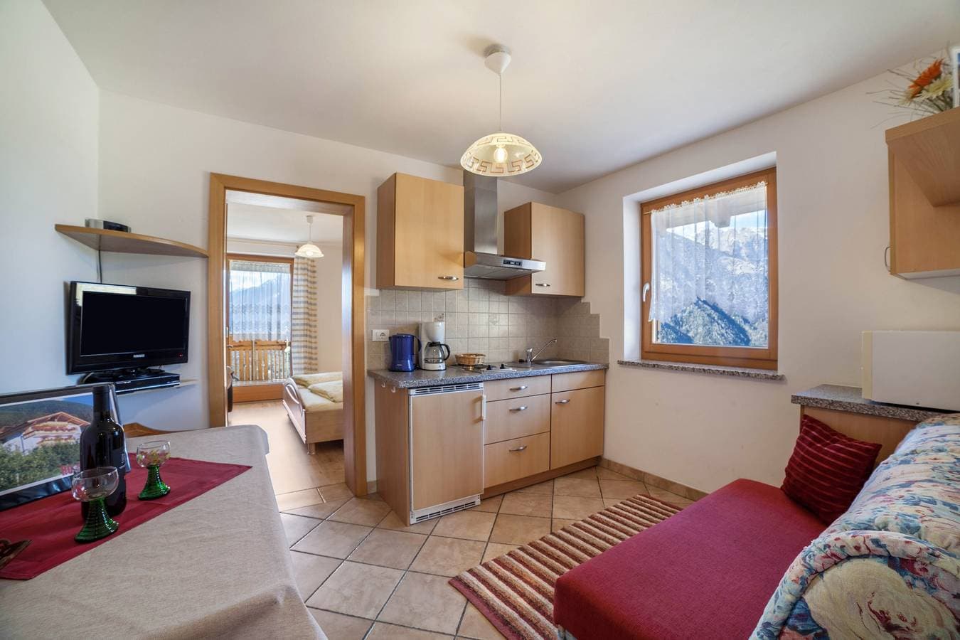 Foto 5 von 24: Ferienwohnung 'Roath Hof 3' mit Bergblick, Gemeinschaftsgarten und Wi-Fi
