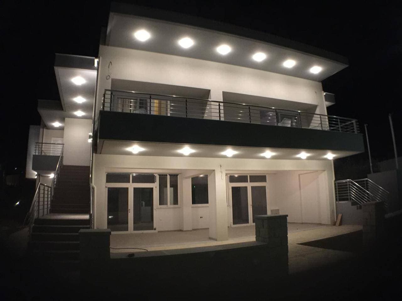 Foto 6 von 45: Three-Bedroom House