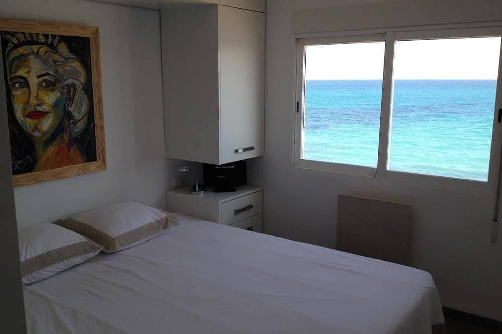 Foto 4 von 30: Beach Front Apartment ‘Oden 11’ in Altea (max. 2 persons)