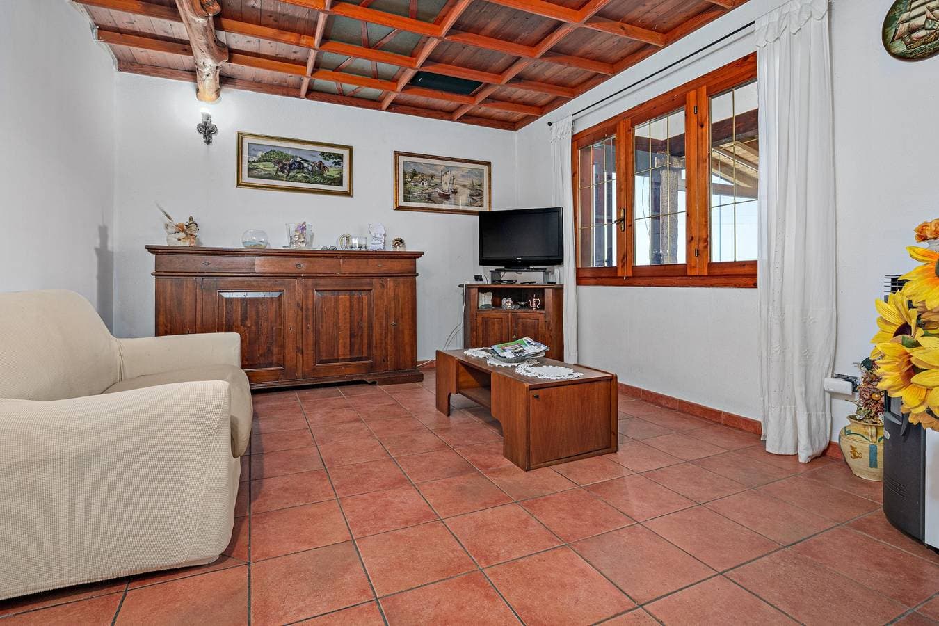 Foto 9 von 25: Villa Montalmutu mit Meerblick, WLAN und Klimaanlage