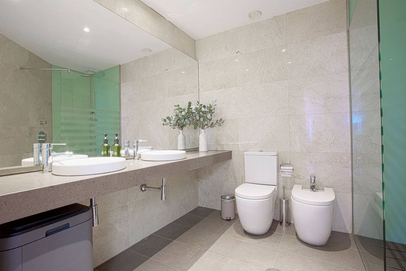 Foto 10 von 15: Luxury Apartment with amazing views of Madrid. Plaza de España II