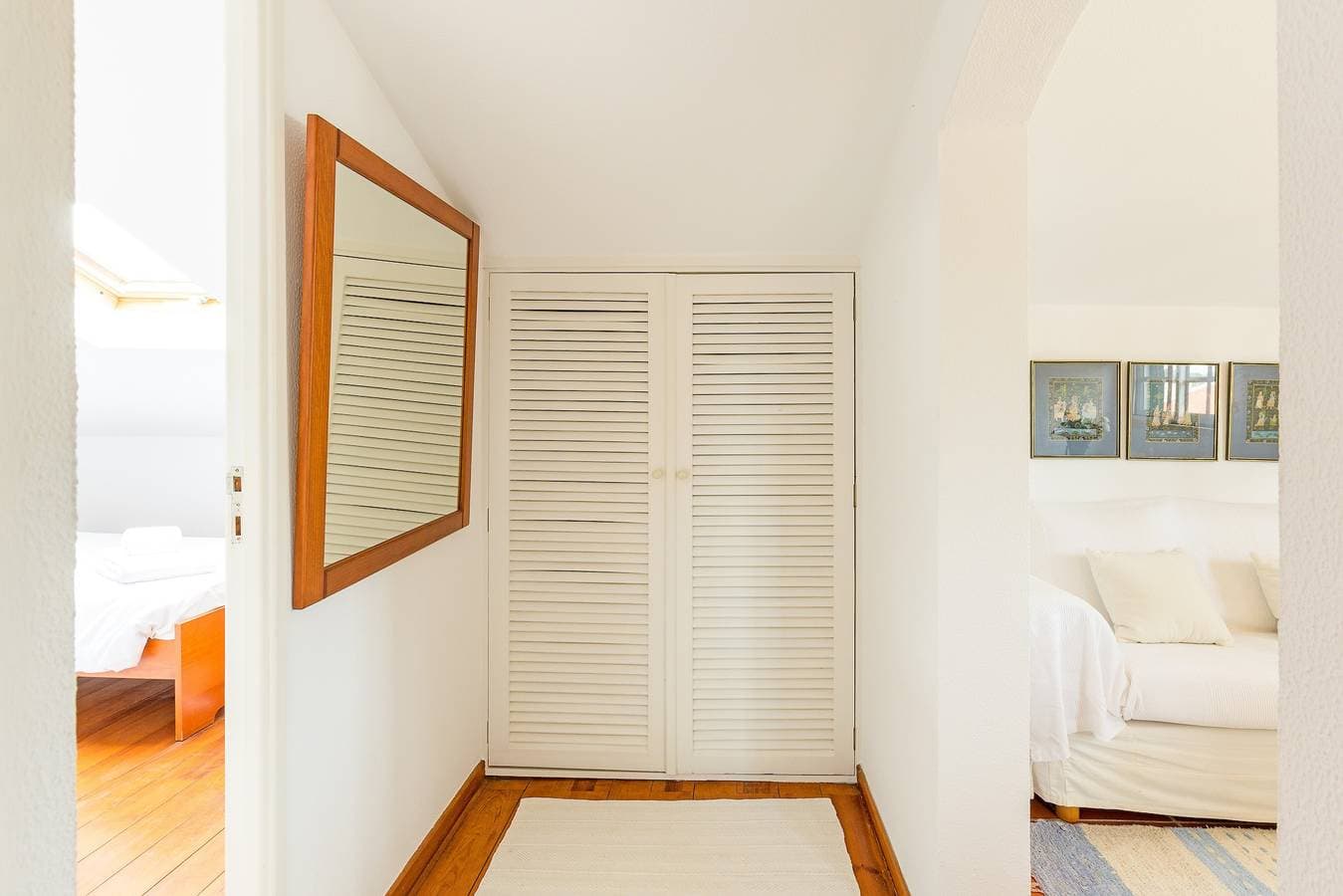 Foto 12 von 29: Villa 'Your Beachfront Escape Awaits' mit privater Terrasse, privatem Garten und WLAN