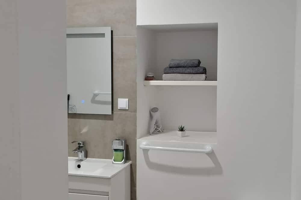 Foto 6 von 30: Cozy 1-bedroom apartment in tranquil Portalegre with AC