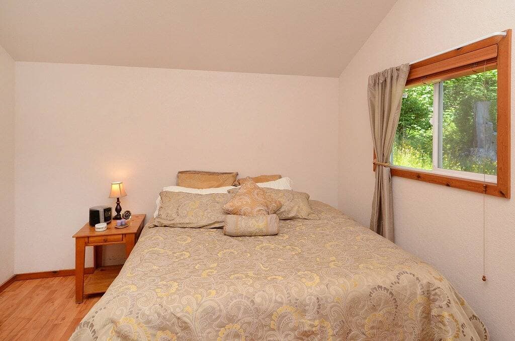 Übernachten Sie in einem schönen Beach Cottage mit einem wunderschönen Privatstrand am Hazel Point! 1
