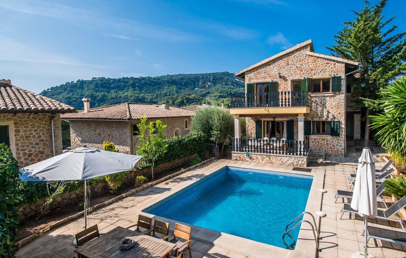 Foto 2 von 37: Moderne Wohnung mit Pool und Terrasse in der Nähe von S'Arxiduc