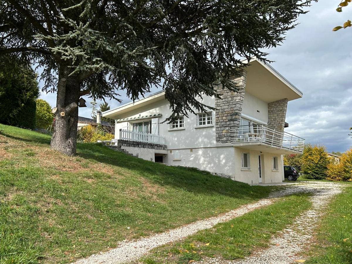 Foto 2 von 36: Villa