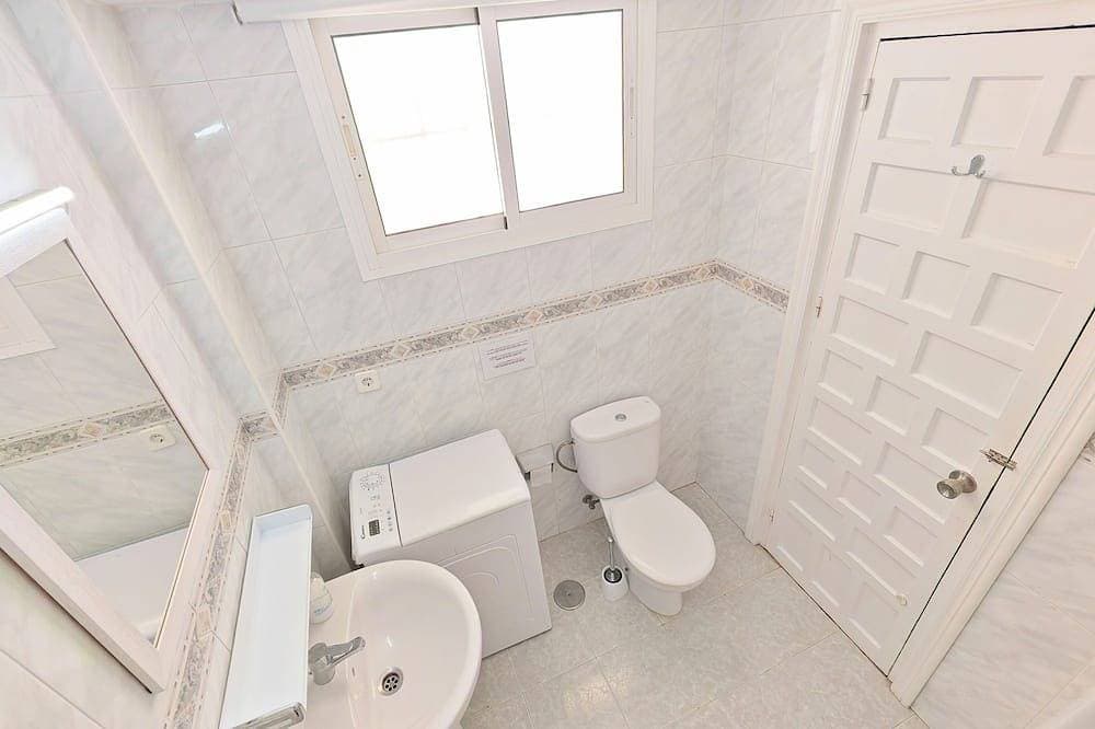 Foto 5 von 20: Seafront Apartment With Pool Torrecilla Beach Nerja