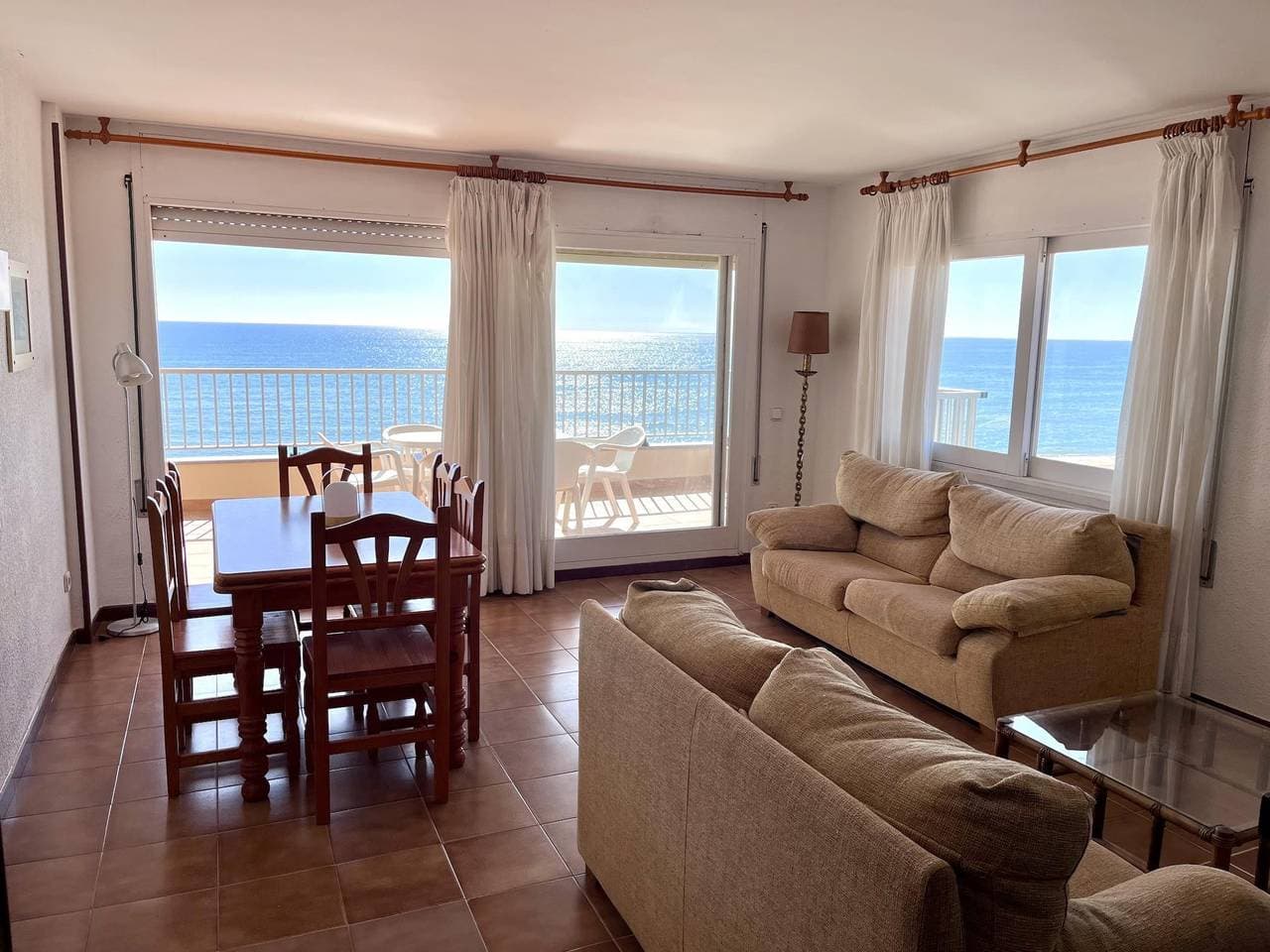 Foto 7 von 35: Großzügige Ferienwohnung direkt am Meer mit traumhaftem Ausblick