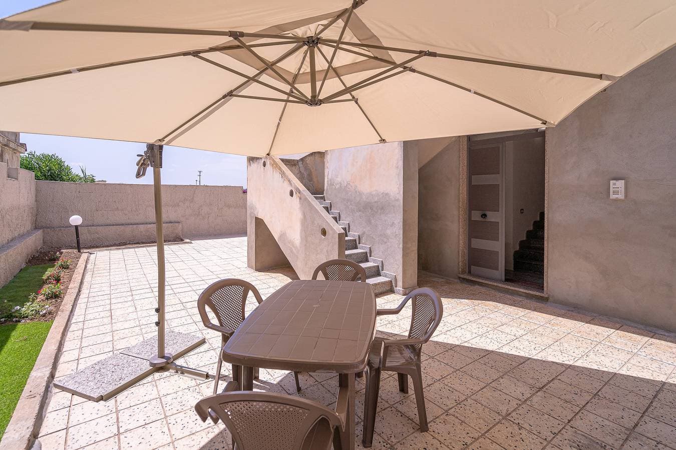 Foto 2 von 22: Ferienwohnung 'Brezza Marina Marzamemi' mit Balkon, WLAN und Klimaanlage