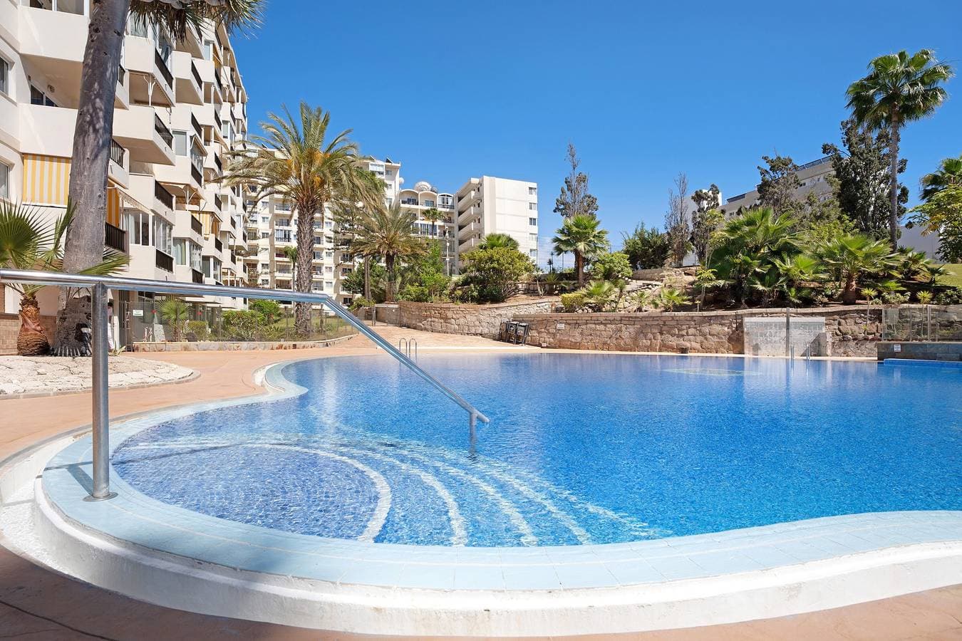 Foto 12 von 30: Ferienwohnung "Apto Svezda El Dorado" mit Meerblick, gemeinsamem beheizten Pool und WLAN