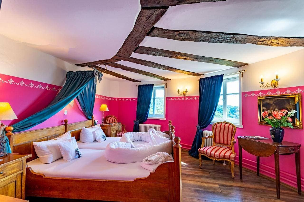 Foto 8 von 9: Double Room in Fairy Tale Tower