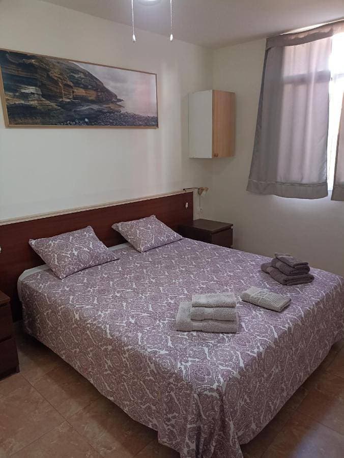 Foto 5 von 8: Double Room with Private Bathroom