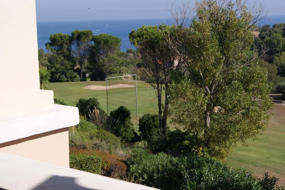 Foto 8 von 30: Studio mit Meerblick und Golfplatz