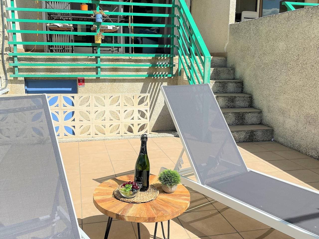 Foto 11 von 48: Ferienwohnung für 4 Personen mit Pool