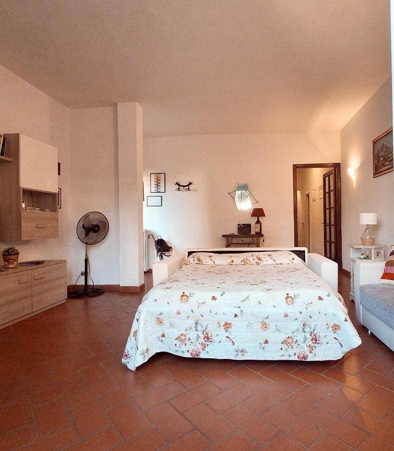 Foto 4 von 25: Two-Bedroom Apartment