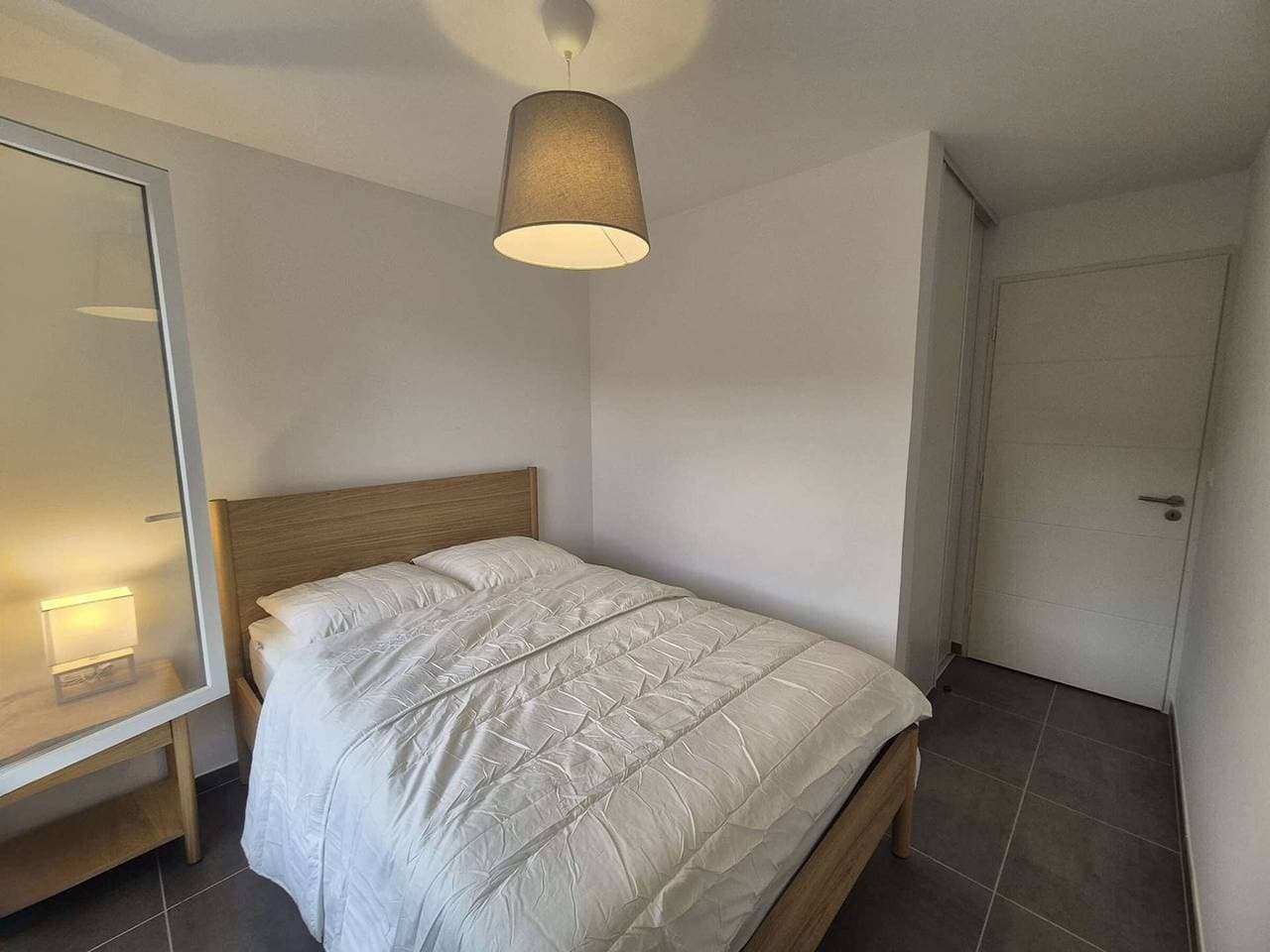 Foto 13 von 26: Moderne Wohnung mit Pool, Klimaanlage und Parkplatz in Cavalaire-sur-Mer