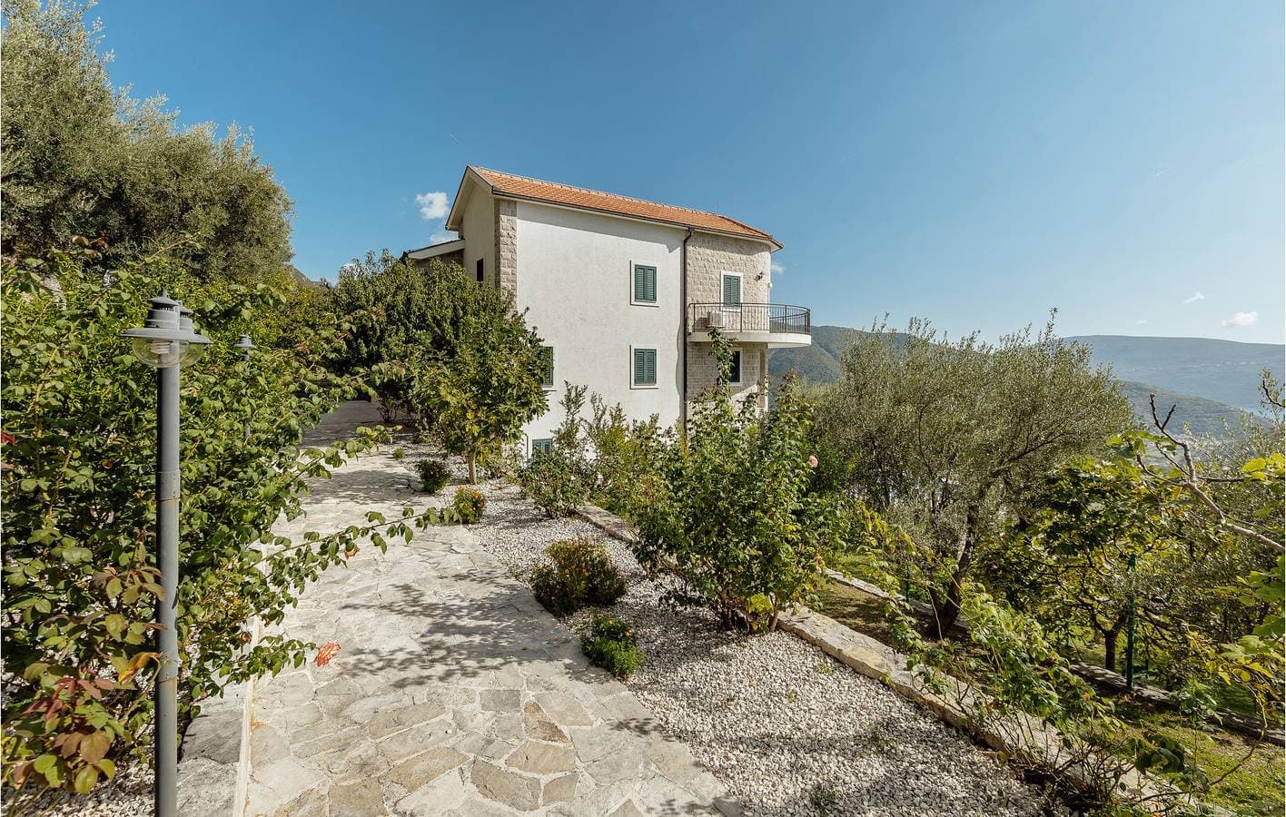 Foto 2 von 52: Ferienhaus für 12 Personen mit Garten