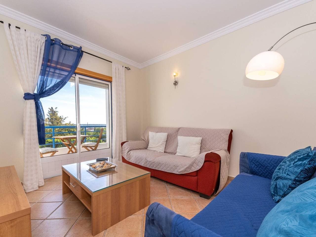 Foto 3 von 41: Ferienwohnung für 4 Personen mit Balkon/Terrasse
