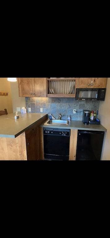 Foto 8 von 22: Shared Roof Top Hot tub Silver Mtn en suite listed