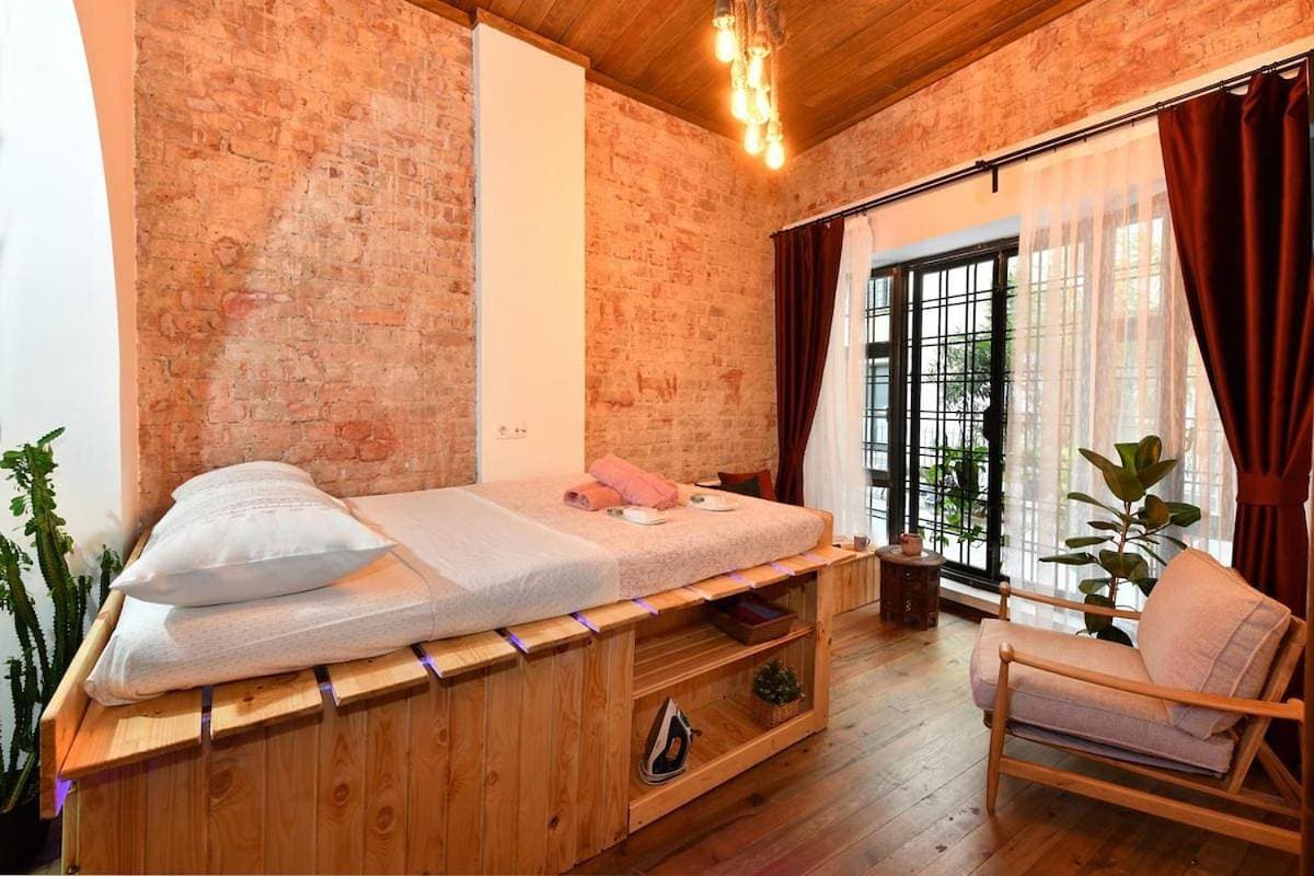 Wooden Style AC Galata 1