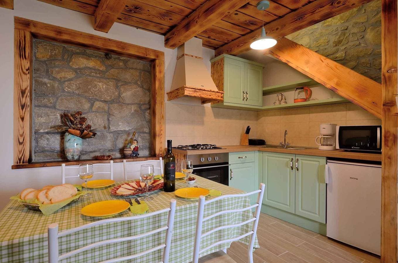 Foto 13 von 26: Ferienhaus mit Pool und Klimaanlage